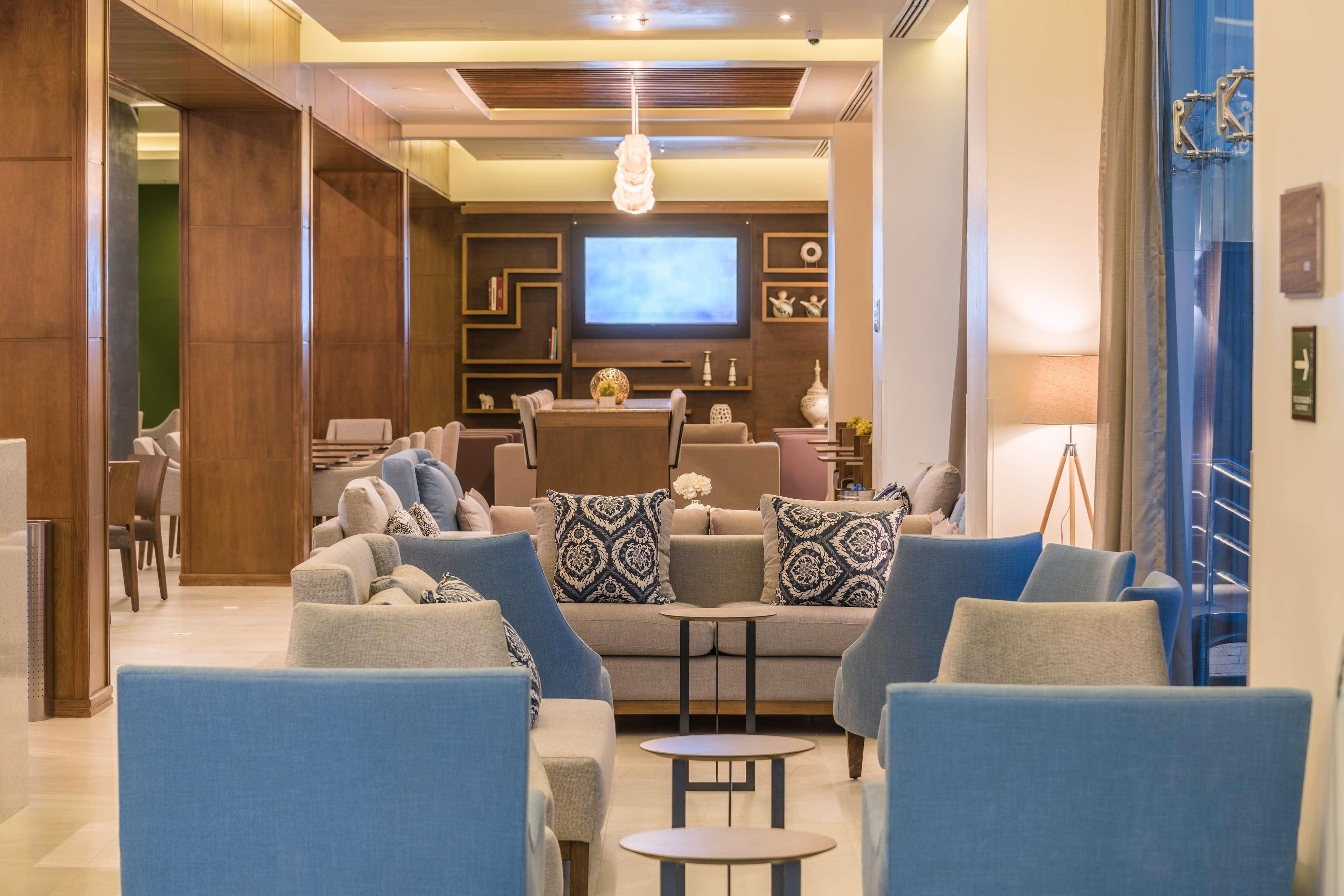 Hampton Inn & Suites By Hilton Salamanca Bajio Esterno foto