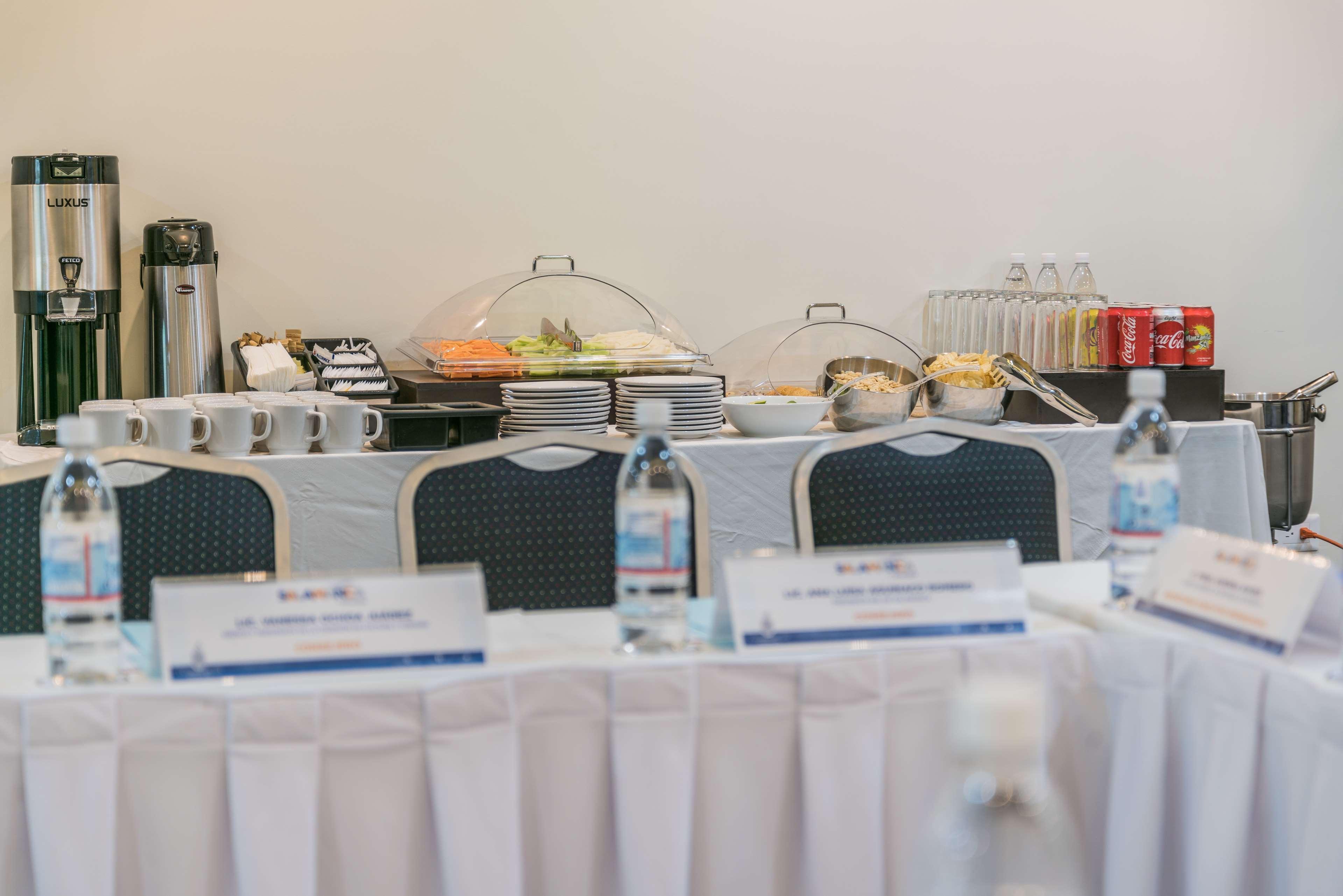 Hampton Inn & Suites By Hilton Salamanca Bajio Esterno foto